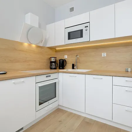 Cosy Baltic Marina Fitness & Sauna By Renters Apartment